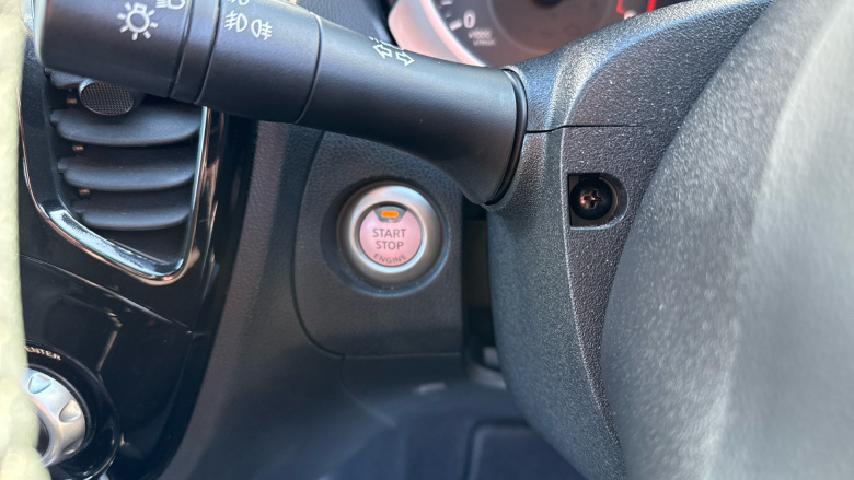 Nissan Juke 1.6 N-Connecta 5dr Xtronic Petrol Hatchback